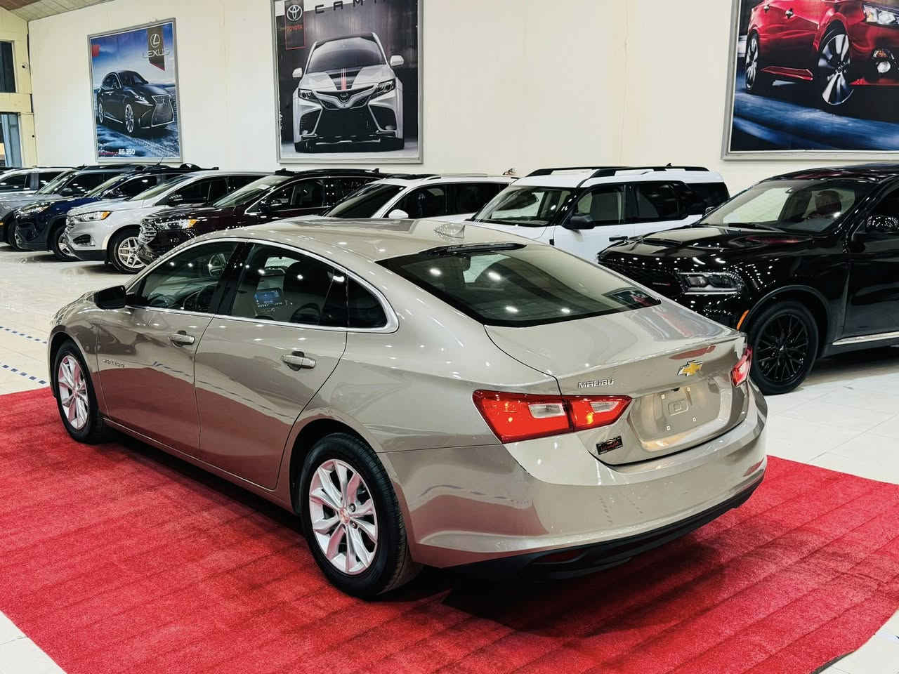 Cheoverlot Malibu 2023
118$ سعر
مواصفات LT
شاشه كبير 
بجم كبس
ظرر / واحد باب صبغ
ارباك سليم 
لاستفسار اكثر 
***********
***********
