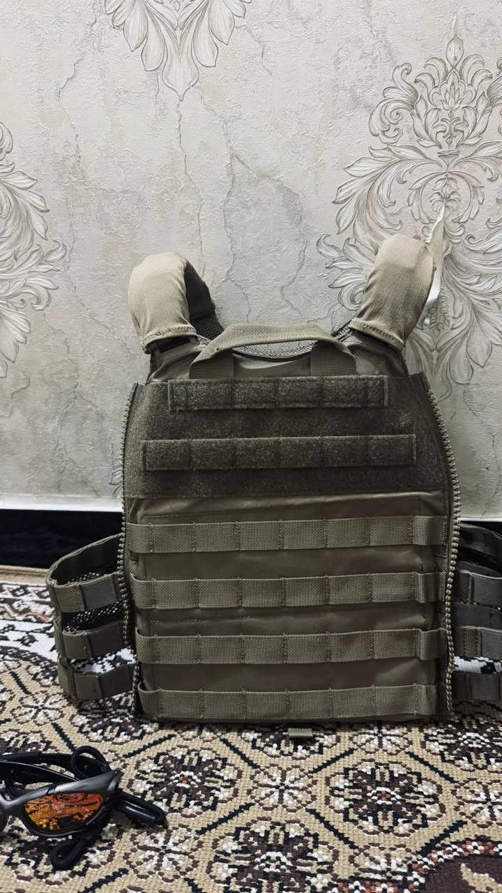 درع اصلي من شركة KRYDEX الامريكية  بعده بل ليبل مكاني بغداد  سعر ١٩٠ وبي مجال للشراي  الي ميعرف اسعارهن خلي يعبر المنشور وتحياتي الكم🤍


**إذا كنت صاحب هذا الإعلان وتريد حذفه لأي سبب، رجاءا أرسل رسالة إلى الدعم الفني**