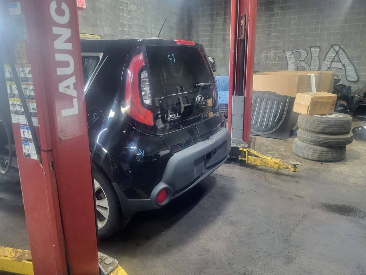 الهم صلي على محمد وآل محمد  السلام عليكم ورحمة الله 
منشور جديد بخصوص الـKIA صول موديل 2016 لون أسود 
طبعاً يتوفر موديلات من الـ2013 إلى 2023 مختلف الالوان 

لاكن اليوم حابين نعرض لكم صول موديل 2016 كصة متوفرة داخل المجمع + توفر جميع قطع الغيار لها كير محرك حدادية أمامي خلفي.  غرفتها . جميع أغراضها متوفرة تفصيخ حصراً داخل مجمع سيدحيدر البغدادي لادوات الحتياطية الكوري وارد امريكا 

زورونا تجدون كل ما يناسبكم * والعروض مفتوحة بعدهي 

للإتصال والاستفسار واتساب 👇🏽 ☎️ 📞 

                                    عنوانا 📍 
                     النجف الإشراف شارع المطار 
            مابين بوابة الدخول والخروج عامود رقم ١٣ 
       
            للإتصال والاستفسار أتصال على ارقامنا ☎️📞
      الأثير / *********** _ الأسيا / ***********
