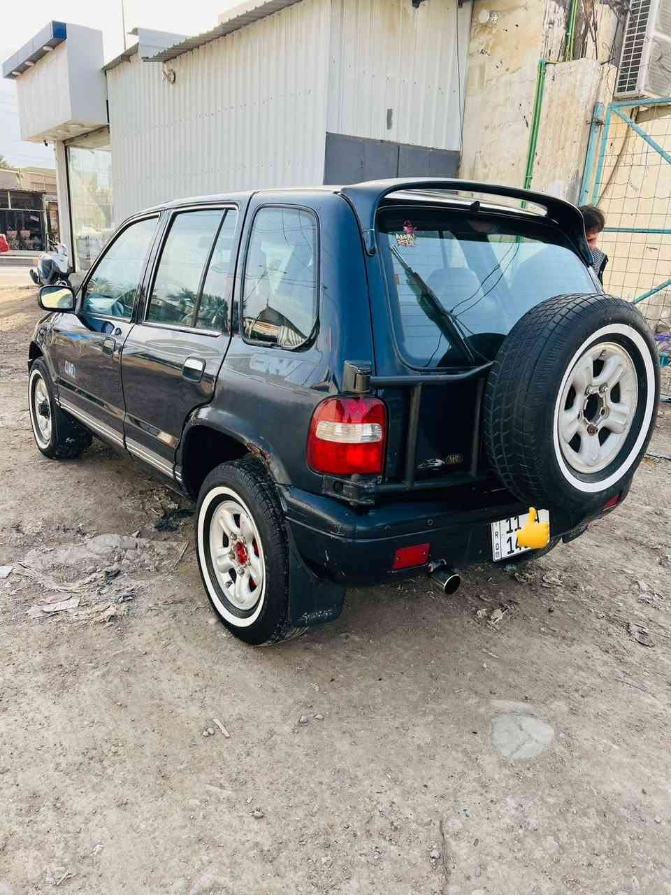 سلام عليكم سيارة سبورتج موديل 93
رقم بغداد مميز 
سيارة جاهزة اي نقص مابيهة 
تايرات جدد وصدر جديد كهربائيات كلهة شغالة 

***********
