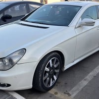 مارسدس كلاس 550 اوتماتيك فول مواصفات وجدا نضيفه وجاهزه بيها مكانات صبغ...