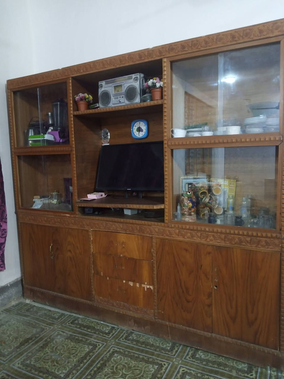 معرض صاج تزكاك للبيع العرض مارتين وعشرين الطول مترتين ونص السعر 100 الستفسار على رقم ***********
