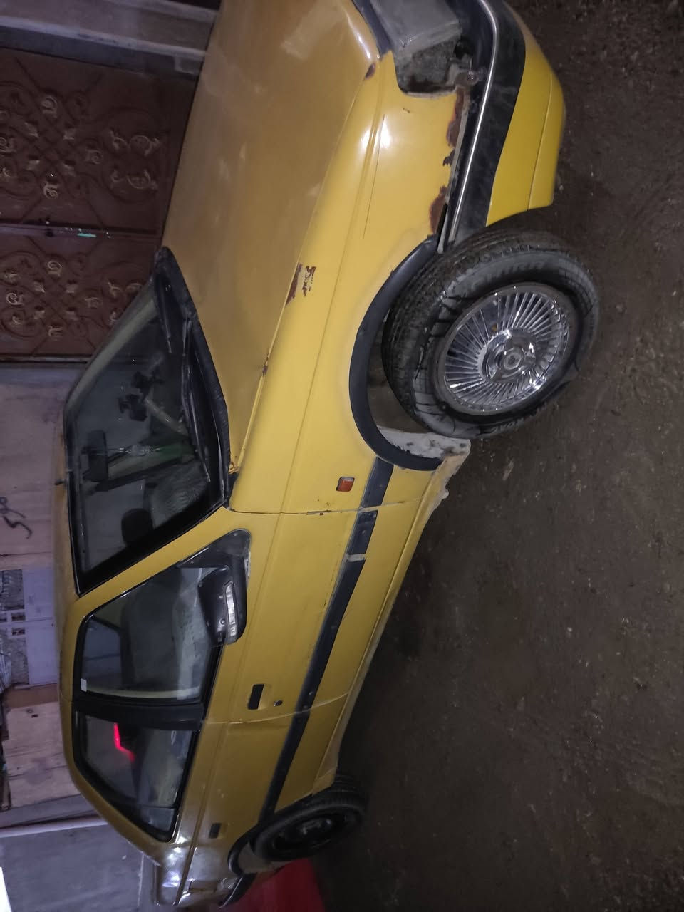 السلام عليكم بيجو روا ٢٠٠٨ نجف الماني راعيها موجود بالنجف ويحول يطلب عليها ٣اوراق غرامات ما عليها بس هيئة عليها تخم تاير باتري سلف عينة وصينية عنبار وباور بريك صلايب كاردن كله مبدلة جديد سيارة جاهزة مناقصها اي شي كبل للشارع شوكت ما تجيها نگرة بيها خيط تبخير بالمكينه التبريد جان شغال فجأة وكف سعرها قفل من الاخير ١٠ ورقات وابيع كوم حديد من ايدك للشط انطيك رقم راعيها وانته تتواصل ويا ***********
