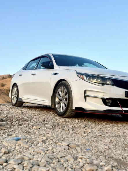 سلام عليكم للبيع 
كيا اوبتما 2016   Ex امريكي رقم بغداد الجديد بسمي سنويه لل 28  محرك 2400 gdi .. السياره بيهه اربع قطع صبغ  بدون لا تكم ولا شي  
 سياره حادثهه خلفي بدووون ايرباك كلهم سليمات بدون  لا لغوود ولا شواصي كلهه مكفووله 
مواصفات 
- شاشه  car play  
- بصمه + تشغيل عن بعد 
- كامره خلفيه دواره
- تحكم ستيرن جهتين 
- ٣ مودات قياده
- نظام ABS
- مثبت سرعه Cruse
- مري شفط + ترحيب
- نقطه عمياء
- حساسات
السياره جديده وعليهه ادامه تايرات جدد وتبريد كله جاهزز
وبالخير ع الياخذهه …
سعر  125 وبيهه مجال بسيط .. مكاني بغداد حي جهاد 
***********
