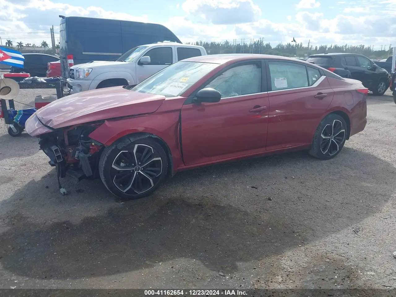 بەناوی خودای گەورە
ئاڵتیما 2023 SR پڵەس فوول مواسەفات 
ڕەنگی مارۆنی - 360 پلە ڕادار - فۆڕمیکا
خەتی جادە - پێش و دوا ڕادار - ئۆتۆ ستۆپ
ڕاداری تەنیشتەکان - کامێرا - ڤۆلیۆم 
کوشن جلد - کوشن هیتەر - شەغال - کارپلەی
کوشن کارەبای - ئاوێنە ئیشارەت 
بێ دەبڵ ئەکسل و بێ تۆربۆ - دۆسە لید 
بەسمە و درگا بەسمە - شاشە گەورە - تەقەڵ سور
دژەخلیسک  - حەساس تایە - تەبرید مەرکەزی 
بەردی سالانسا بیلادی خۆی - تحدید سورعە 
ماشآءالله سەیارەکە لەسەر دەقی شەریکە ماوەتەوە 
سەنەوی تا 2030 تازەیە 
گێڕ و مەکینەی بەشەرت برغوی بانەدراوە 
تایەی تازەیە و سپێری داناگیراوە
سەیارەکە 7 پارچەی پەمپە لەسەر ساغی 
بێ ناوگرتن و بێ سارد و شوخت 
سعری 138 و مەجال 
لە سلێمانیم *********** السليمانية, العراق
