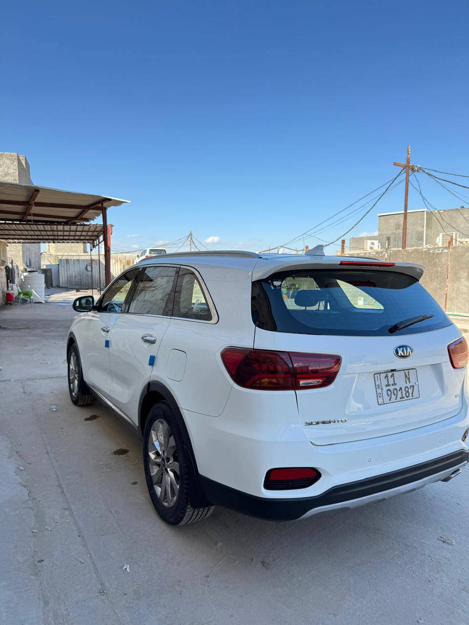 السلام عليكم
سورنتو مديل ٢٠٢٠ كفاله عامه من كل شي بستثناء بارد اربع اصابع بالباب السدر حتى بالفحص  مايطلع رقم بغداد مالكه موجود بالنجف ماشيه ١٠٧ 
السعر / ٢٥٠ 
للاستفسار الاتصال على التالي 
***********
