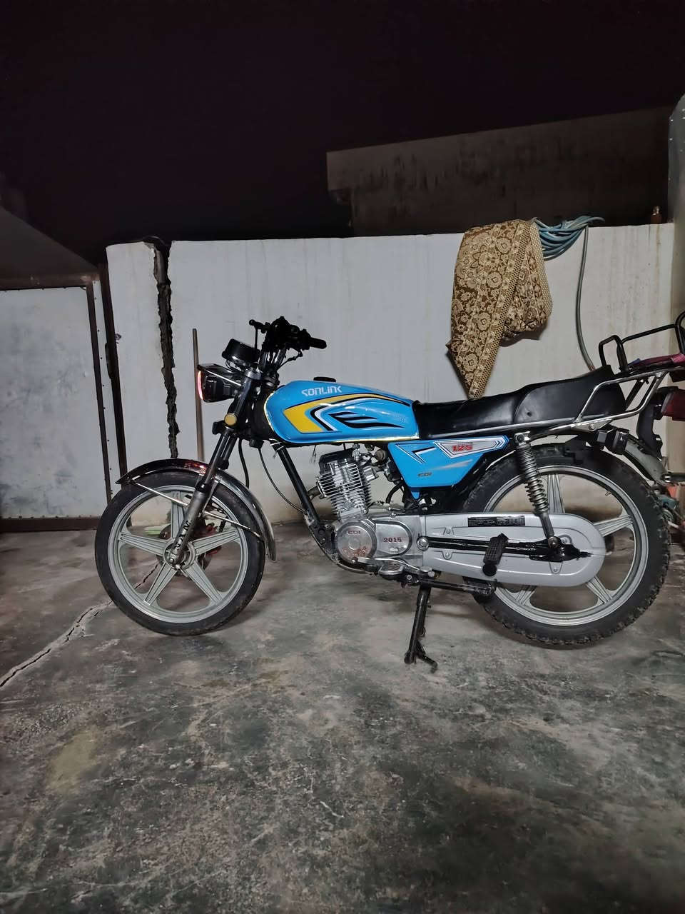 ماتور REBAR روبار پینچ گیر مو دیل 2015 ناسەرف  نابوخار هەموو گیانی ایش اکات سعر 425 شوین کەرکوک ایسکان رەقم ***********
