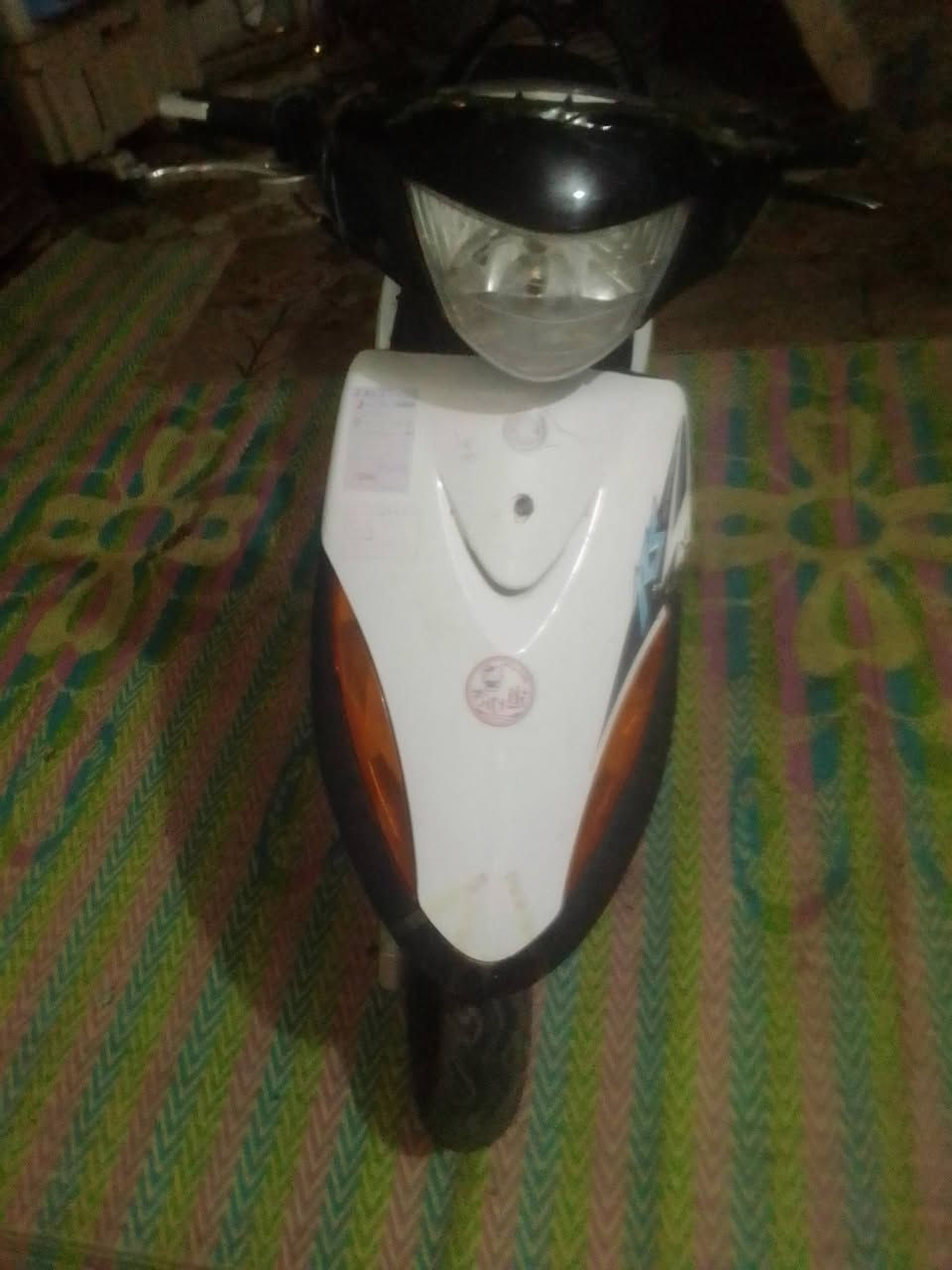 السلام عليكم دراجه ماكس للبيع القبق الهندر 
مكسور دراجه تشتغل سلف السعر 350وبيهه مجال


**إذا كنت صاحب هذا الإعلان وتريد حذفه لأي سبب، رجاءا أرسل رسالة إلى الدعم الفني**