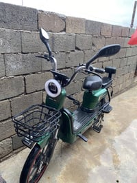 ماطور شحن فول مواصفات  بصمه تشغيل عن بعد نقص بس باتريات جديد كلش 07515...