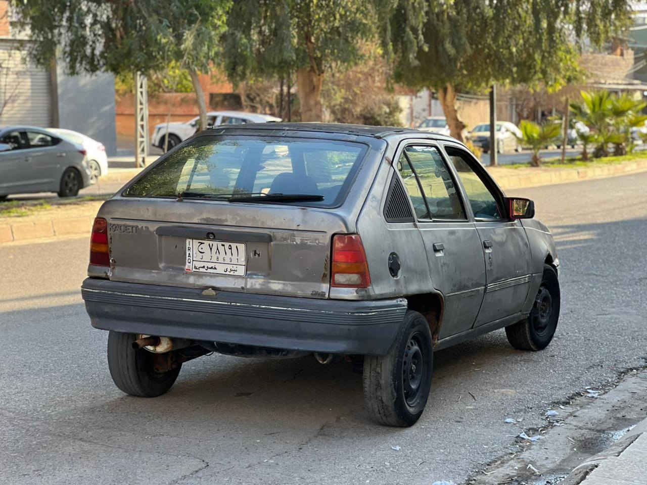 السلام عليكم
كاديت للبيع محرك وكير نظيف كوبون بانزين ماستر رقم الماني نينوى شرط الوكالة والتحويل والكشر كدام العين السيارة تمشي ومابيها شي   السعر ١٥وبي مجال مكاني موصل  للاستفسار اتصل ع الرقم ***********
***********
