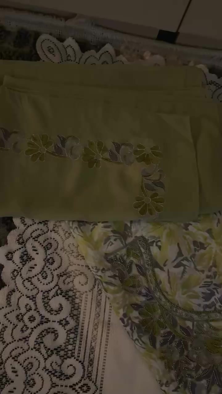 مخور حرير ايطالي + شال شيفون + تطريز وستراس قياس القطعه 4 امتار تلبس الى حد 130 كيلو لسعر 25 الف لتوصيل كل المحافضات 5 الرمادي 3 الف


**إذا كنت صاحب هذا الإعلان وتريد حذفه لأي سبب، رجاءا أرسل رسالة إلى الدعم الفني**