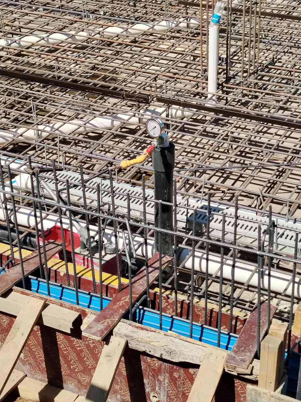 السلام عليكم جميع المحافظات لتأسيس الصحيات و الماء المجاري ***********
