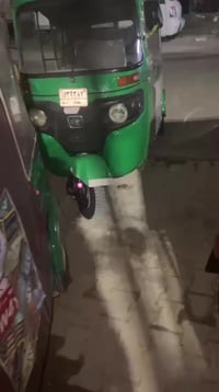 تكتك جديده مكفوله من الضربه والصبغ والمكينه موديل ٢٢شهر١١رقم وسنويه با...