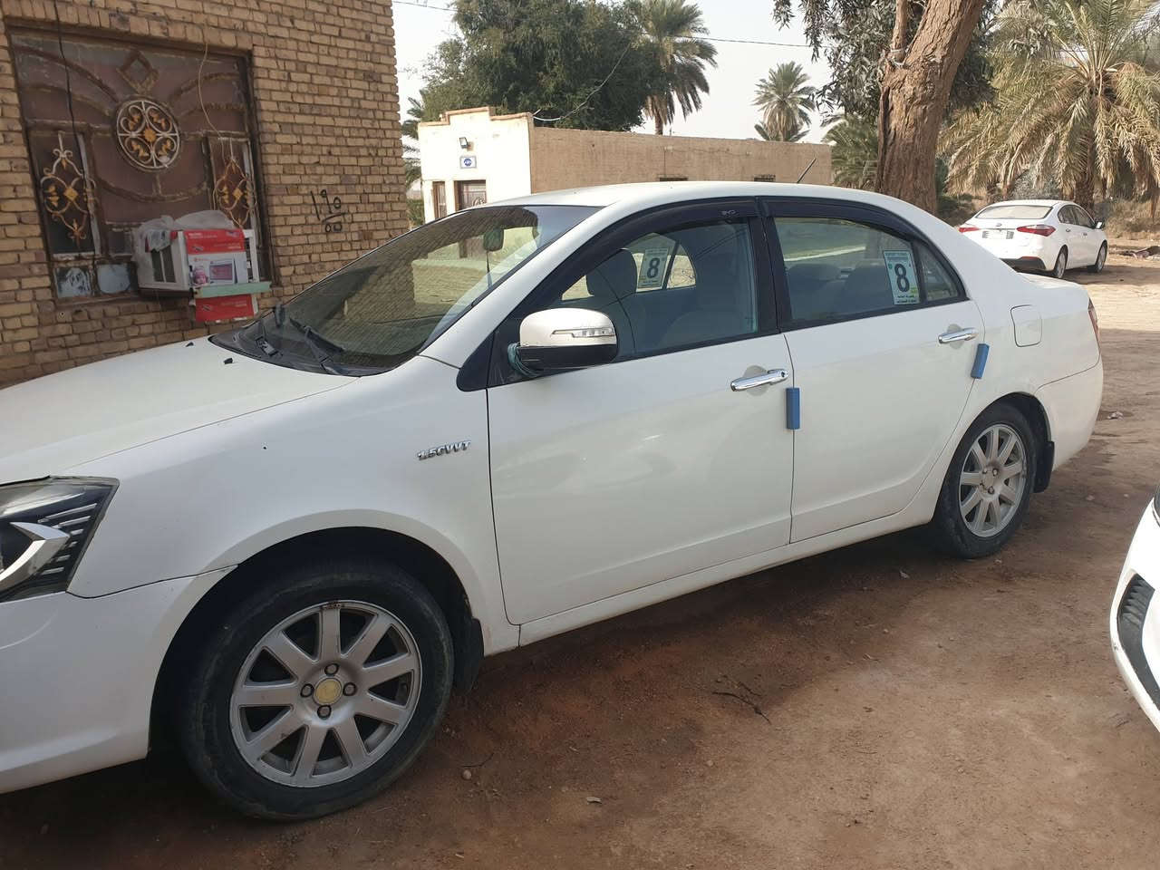 السلام عليكم
جيلي موبل للبيع موديل 2013 سياره جاهزه كهربائيات تبريد كير محرك خير من الله مكفوله فقط طخه بالجنطه والباقي مكفول مكان السيارة الديوانية رقم بابل السنوية نافذه السعر 55 
موجود على الخاص الماسنجر او واتساب على الرقم ***********
