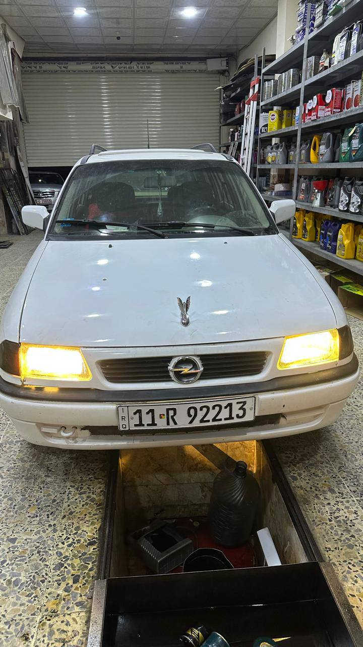 استرا للبيع رقم بغداد دولي رفيع تخم اطارات جديد محرك 16جديد شدينا كهربائيات كلها جديده لايت زيلون وشاشه اندرويد قفل مركزي سعر 45 ولي مجال *********** كركوك, العراق
