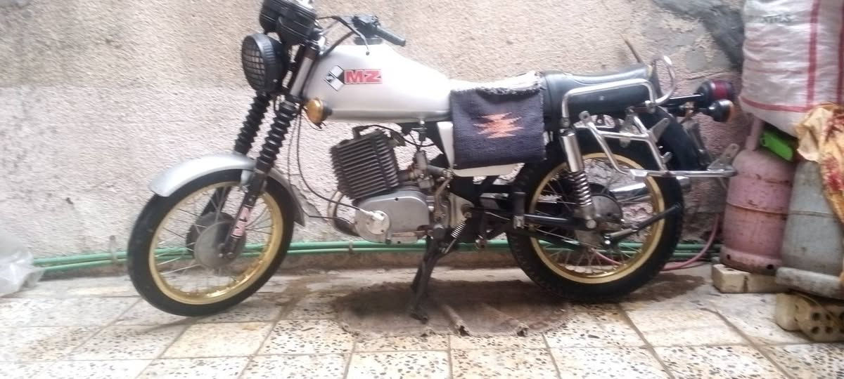 سلام عليكم من رخصة حجي فارس ام زت للبيع مكان مدينة الصدر ***********
