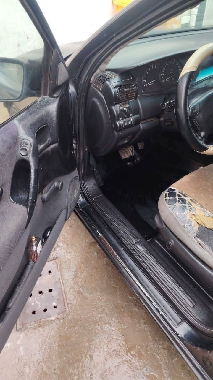 السلام عليكم اخوان عندي اوبل بزون للبيع موديل ٩٥ كير ومكينه وينجي صدر امامي وخلفي نضيف تايرات نضيفه والداخل نضيف السياره ب اسمي السنويه ل ٢٩ رقمي *********** السعر ٣٣
