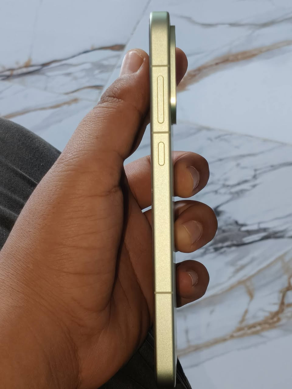 وان بلاس ايس 6تي ذاكره 256 نضافه 95بلميه سعر 540قفل مستعمل شهر فقط ملاحظه سعر الجديد 675 رقمي تواصل واتساب *********** مكاني ديالى ماعدي توصيل
