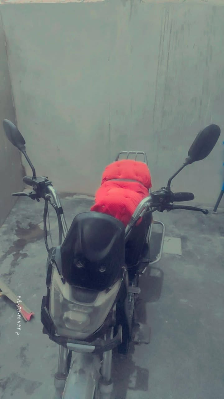 مطار شحن قشر بدون بدون بطاريات سعر 150 وبي مجال كهرباء شغالات كوشي شغال حي الشهداء الفلوجه الرقم بوتساب ***********
