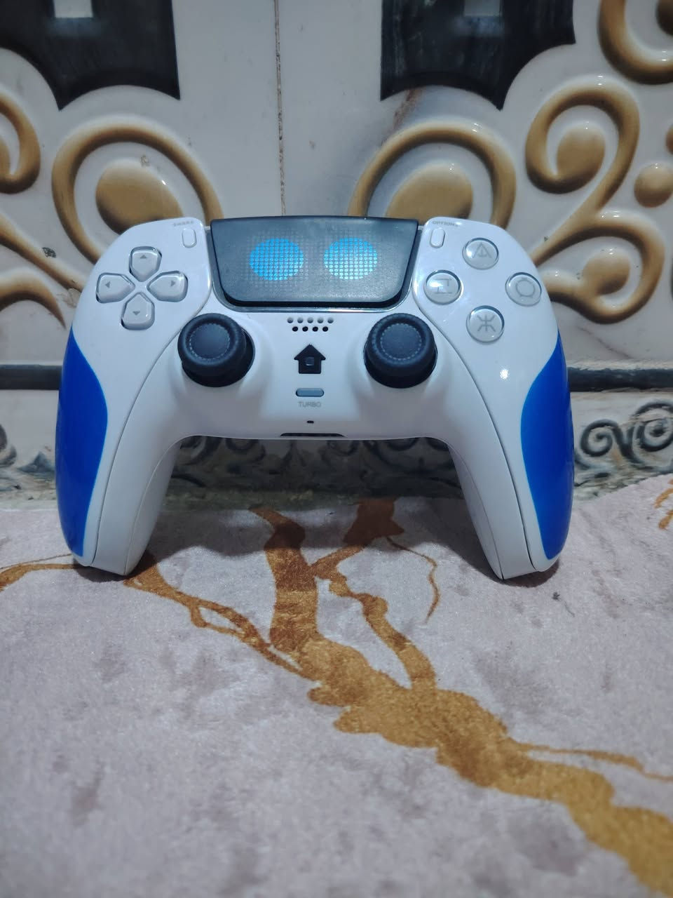 بلي فور البيع مستعمل سعر 200 بي مجال ذاكرته 500 وياه يدتين صليات يدات ابي العاب FC26 فورت نايت باي العاب معروفات ويان حساب بلي فور فات ملاحضه سريعه بس يشتري يراسلني


**إذا كنت صاحب هذا الإعلان وتريد حذفه لأي سبب، رجاءا أرسل رسالة إلى الدعم الفني**