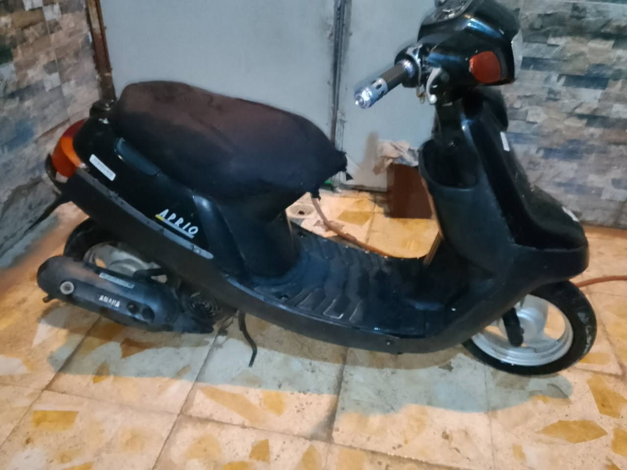 السلام عليكم دراجه بطه ٦٠ للبيع
كهربائيات شغاله سلف شغال بس باتري كاعد غراضها جديده 
العنوان بغداد العبيدي السعر 200 وبيها مجال 
*********** واتساب 
 موجود عل صفحه
