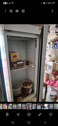 مجمده وبراد نظيفات للبيع ثنينهن ٣٠٠ الف ٠٧٧١١٠٥٠٣٧٦