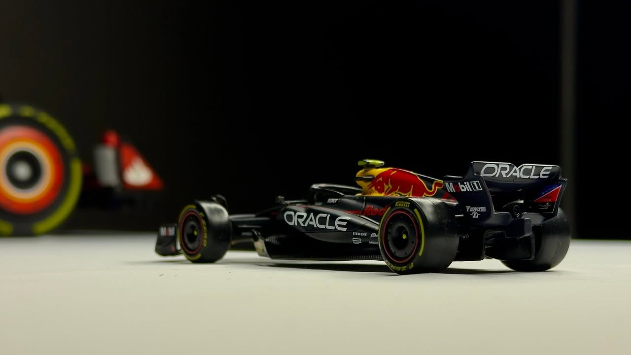 مجسم فورمولا 1 burago redbull
موجود قطعتين

موجود توصيل كل المحافظات


**إذا كنت صاحب هذا الإعلان وتريد حذفه لأي سبب، رجاءا أرسل رسالة إلى الدعم الفني**