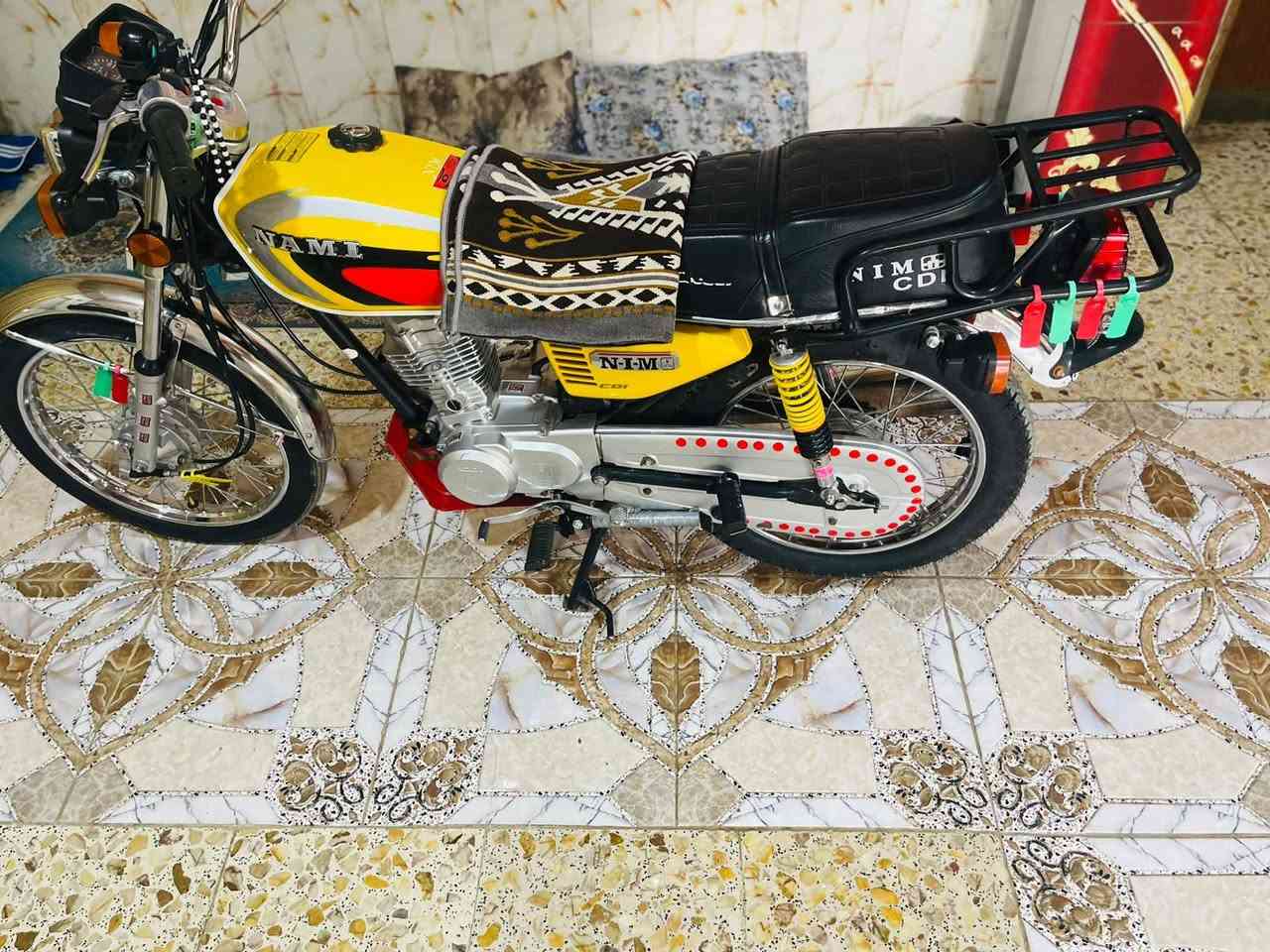 السلام عليك نامه متياز أوراق  مديل 25 دراجه ما متعوبه او حلوه او نضافه 100 او ضمان برغي ما مفتوح بيه كفاله عامه السعر 675 او بيه مجال قليل  ***********
