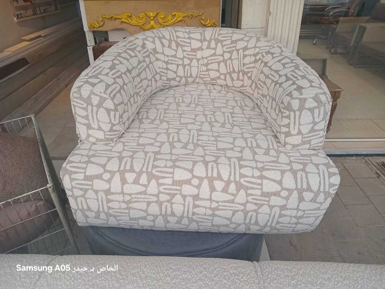 دوشمة الأثاث التخم التركي او العراقي او المصري زور الصفحة وشوف الشغل العنوان بغداد شارع فلسطين الفرع الثاني الطالبية نعمل لكافة المناطق الاتصال وتساب ***********
