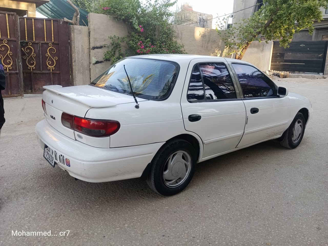 كيا سيفيا موديل 1996 رقم بغداد دولي بسمي مكينه مسكر سياره بدون ضربه بيهه مكانات صبغ سياره تبريد ثلج 🥶🥶 سياره غرفه وضع شركه كشنات جلد اسود  من كوريه

سياره شاشه الكترونيه دجتل دواخل تكم وضع شركه سنترلوك اربع بيبان بلادي مو عمل كهربائيات عل بلاد كلهه شغال سياره مال جناي ما متعوبه سماعات دمام اربعه سياره متعوب عليهه من كل نواحي 

سعر 45 وبيهه مجال بسيط 

رقم الهاتف 0773533850.     ,,,,,,,,,,,,,,    ***********

اخوان رجأن لميعجبه سعر ليعلق وسوك كلشي بي وكلشي حسب نضافه وسياره امانه تسوه اكثرر للجناي......
