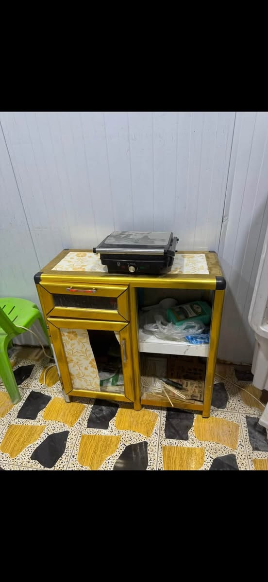 السلام عليكم
محل كامل  للبيع جاهز للعمل  من ماء ومجاري وكهرباء
تأجر وتشتغل 
واذا تريد بس غراض هم موجود


**إذا كنت صاحب هذا الإعلان وتريد حذفه لأي سبب، رجاءا أرسل رسالة إلى الدعم الفني**