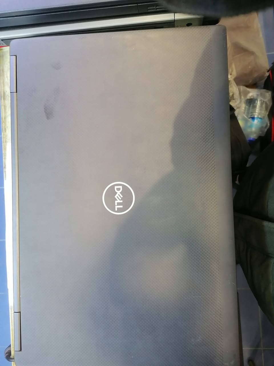 للبيع لابتوب مناسب للمهندسين 
Dell precision 7740
حجم 17
 xeon 2276m معالج
 يعادل i7 جيل 9

ram 16
ssd 512
كرت شاشة quadro rtx 4000 8g
خاص للتصاميم الهندسية والثقيلة
السعر ٨٠٠ الف


**إذا كنت صاحب هذا الإعلان وتريد حذفه لأي سبب، رجاءا أرسل رسالة إلى الدعم الفني**