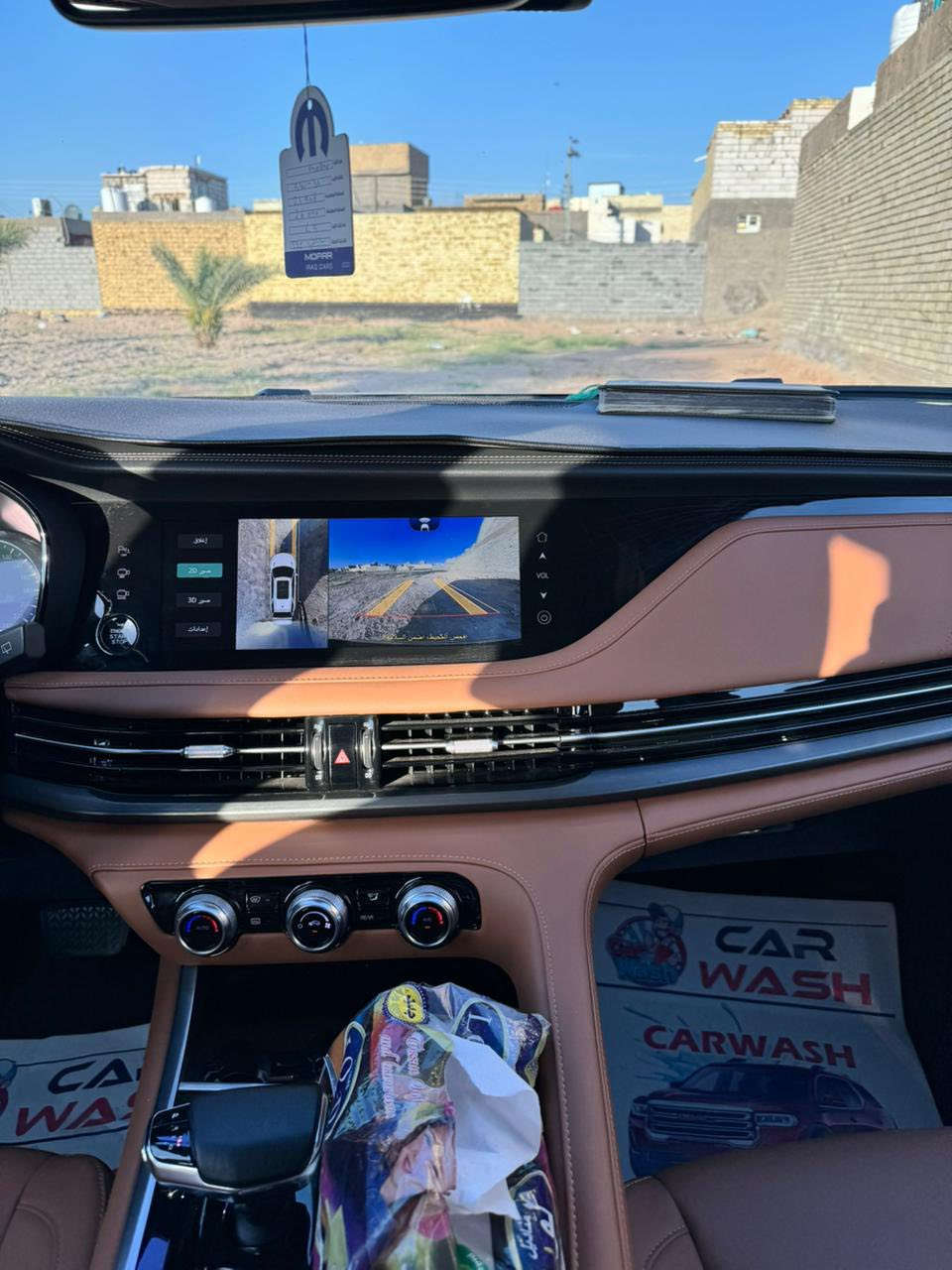 شانجان cs95 موديل 2024 محرك 4 سلندر 2 لتر تيربو 233 حصان وعزم دوران 390 نيوتن متر دفع رباعي ودفع ثنائي الگير 8 نمر سبعة راكب ثلاث قطع تبريد كشنات تبريد دخول ذكي تشغيل ذكي تشغيل عن بعد كامرات محيطية حساسات محيطة صندوق كهربائي أوامر صوتية بيها هواي مواصفات السيارة ماشية 58 رقم الهاتف ***********
