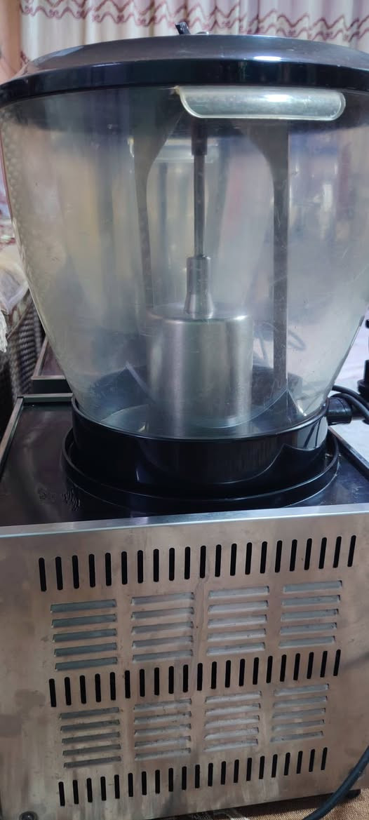 براد عصائر للبيع للاستفسار علا الخاص او ***********
