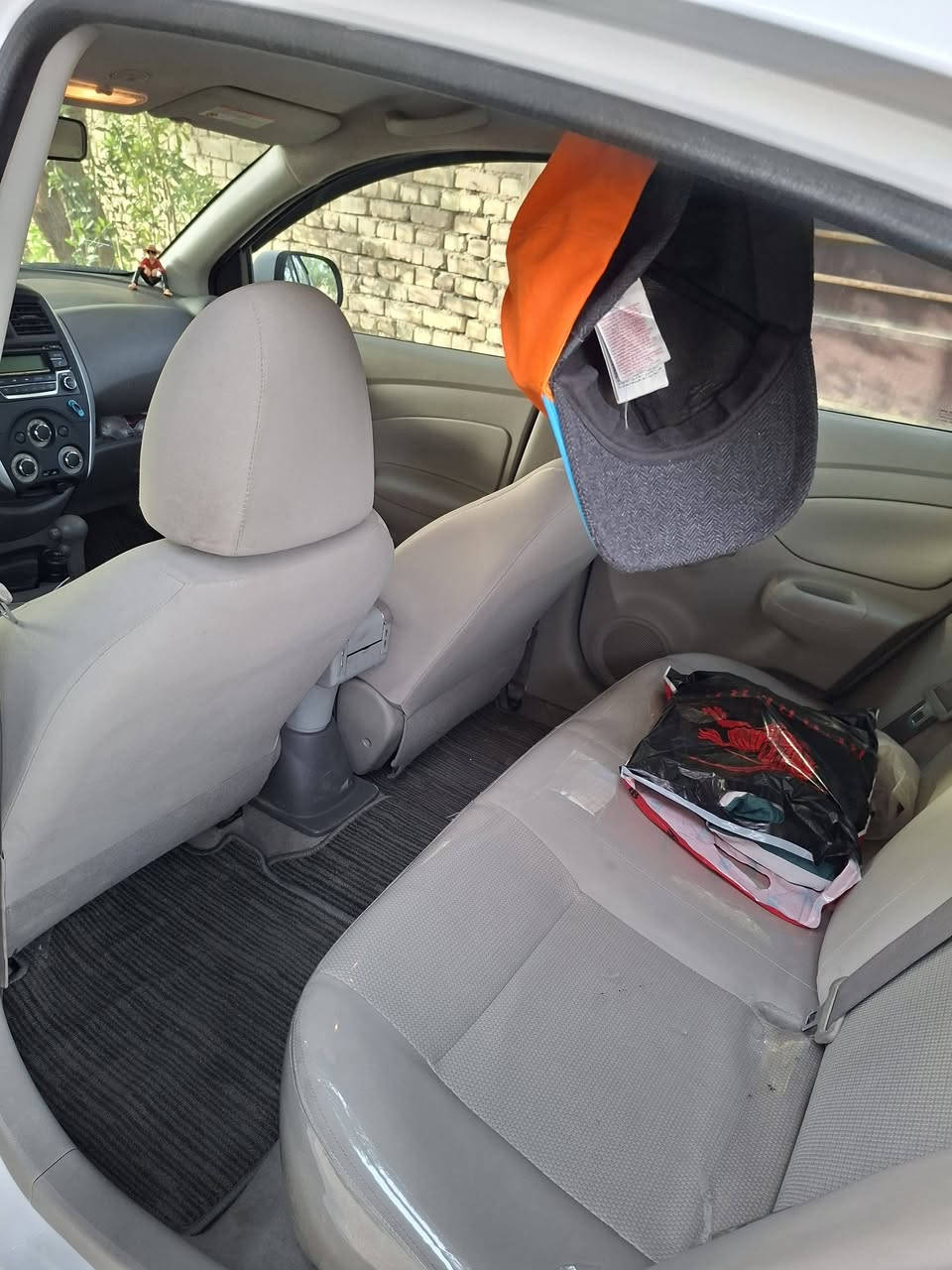 نيسان للبيع موديل ٢٠ بغداد بسمي مكينه كير صدر مكفولات  ممفتوحات سياره ماشية ٨٩ الف بغداد بسمي بدون صبغ فقط بارد بصندوك وبجاملغ  مبينات ابد السعر ١٠٧ وبيها مجال مكان سياره سيدية وبيها رصعات ٨ بالقماره مبينات ابد  سياره كلش نظيفه وجديده ***********
