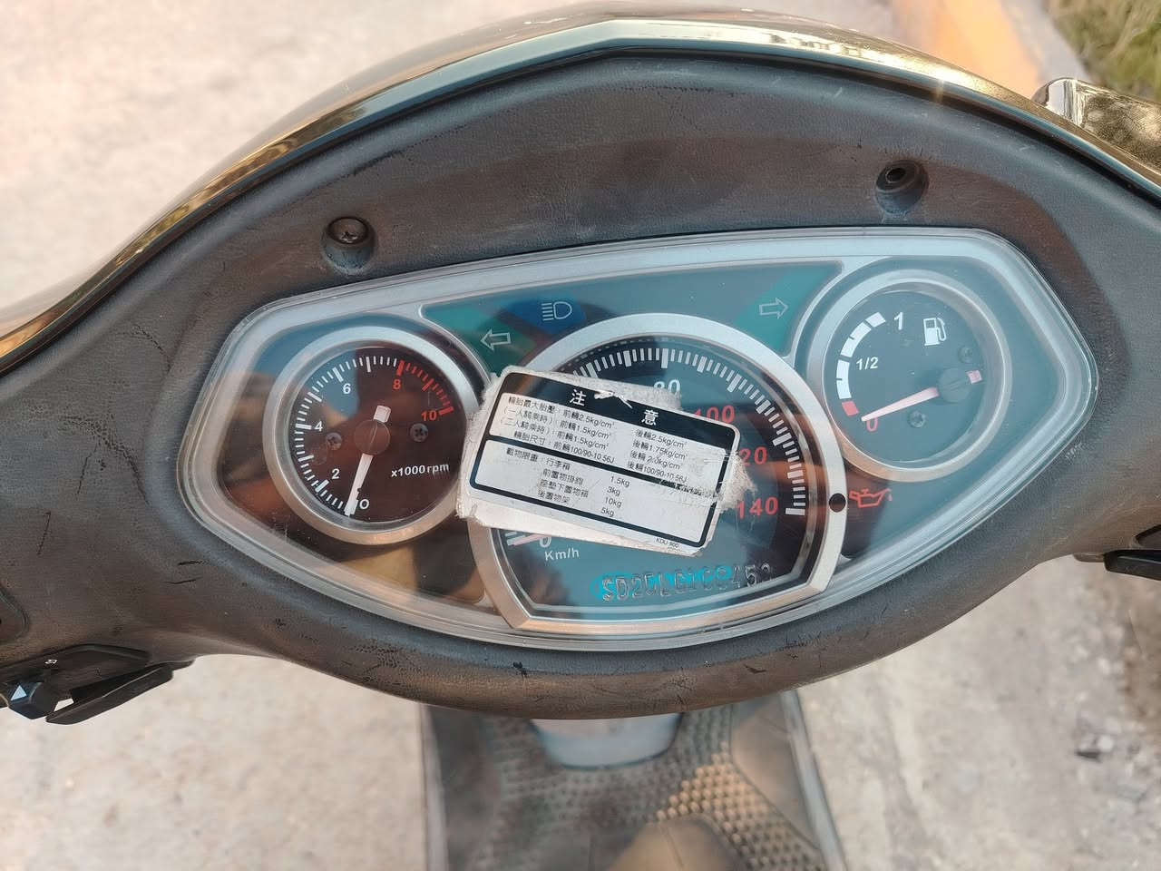 سلام عليكم جي فور حاويه بعدهي جديده توايره بعدهن جدد مكاني ناصريه حي الشهداء سعره750او.بيه مجال رقمي***********
