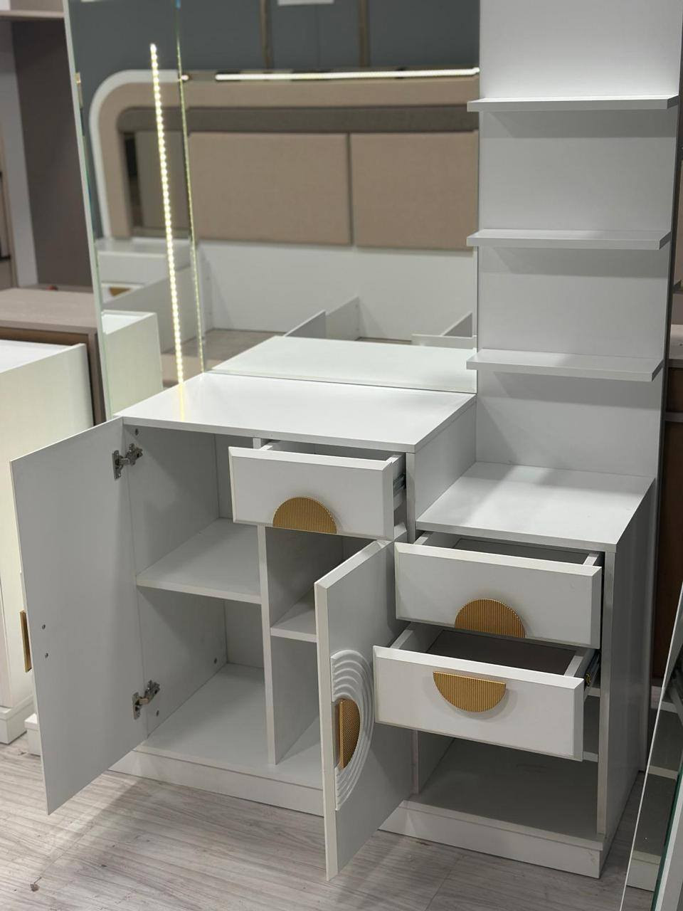 💢لا تفوت الفرصه
💢موديلات جديده احدث التصاميم 😮

غرف نوم 10🇹🇷قطع😊

متوفر احدث الموديلات انسب الاسعار💢🤩
ضمان5️⃣سنوات حقيقي ✍️

نقل🚚مع  شد #طوز_خورماتو_معا #كركوك والاطراف  😉

💢تفريغ  ع الزبون  💢

احجز غرفتك لا تفوت العرض 😉
تتوفر دواشك ضمان استبدال ✍️
للحجز والاستفسار واتساب ***********
