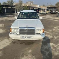 وبركاته  مارسدس دب للبيع مكينه ففتي ٢٥٠٠ غرفه جديده حداديه اماميه خلفي...