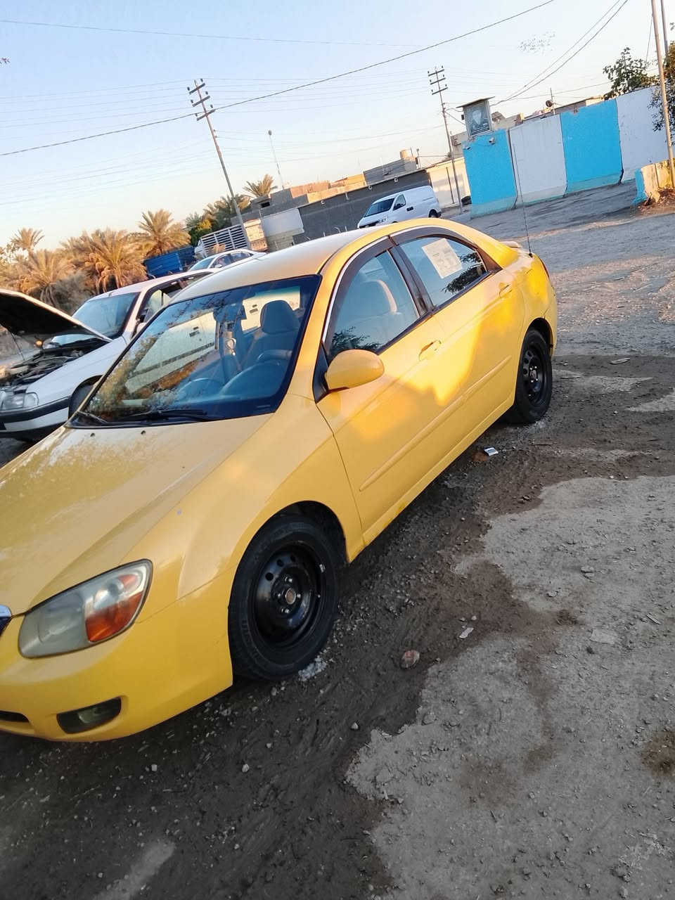 سبكترا 2008للبيع.او مراوس بخصوصي.
سياره حلوة ونظيفة بيها قطعتين تبديل جاملغ وبنيد وجاملغ الثالث مفتوح.
كير ومحرك مكفول.
نقصها  كمبريسر .
سياره مال جناي بسمي شرط التحويل.ارقامها انكليزي باقي علاستلام.
سعرها 80 بيها مجال للشراي فقط.
***********
