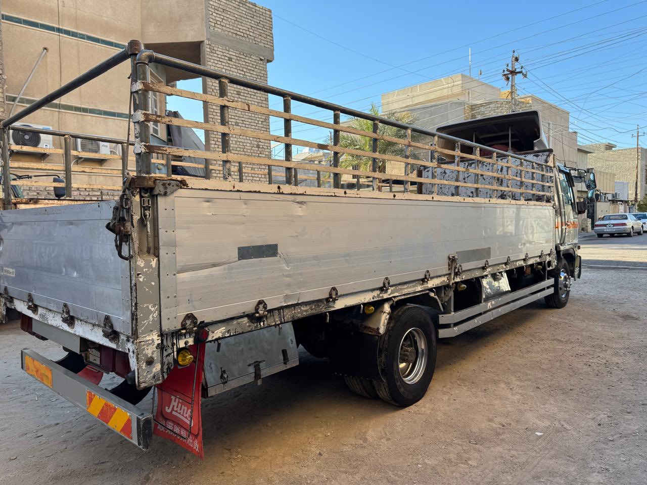 السلام عليكم هينو طيره سته وربع 70 عادي استفسار علئ هذا الرقم*********** السعر 185
