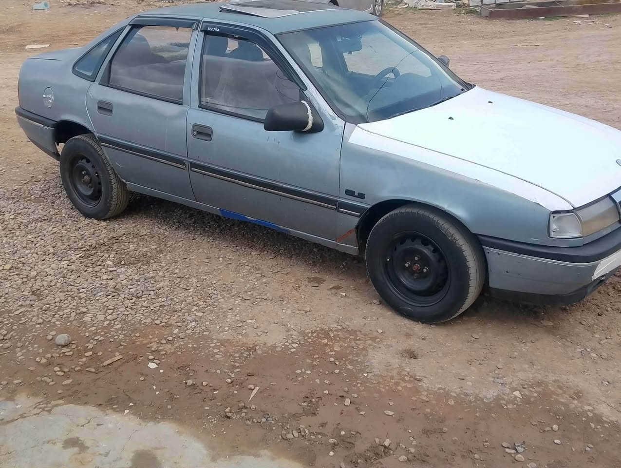 ئۆپڵ ڤیکترا 1991 مەکینە 20 گێڕ عادی ڕەقەم سلێمانی سەنەوی تادوو هەزارو سی تازە یە بەناوی خۆمانە وەیە  چوار تای لۆکئ لەژێڕە گێڕو مەکینەی بێ عەیبە کامل کارەبای ئیشەکات سڵایدە داعموو لێ دراو خایساتی نیە  ژمارە ***********
0 Singapore
