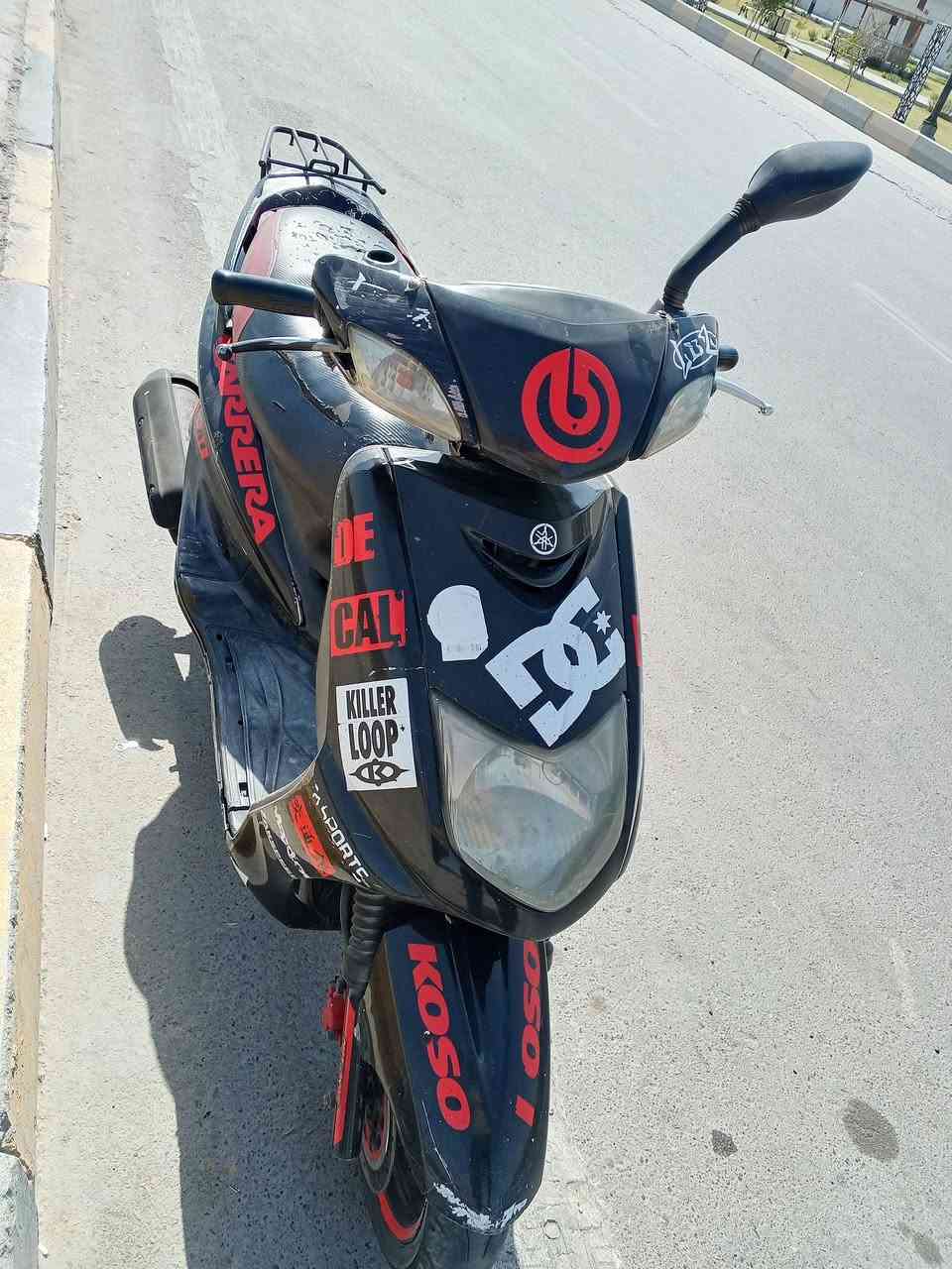 السلام عليكم 
سكنس نثية مثل ما موضح بالصور تحويل ثاني يوم دراجة خير من الله نكرة كل وقت كهربائياتها طوافتها الهندر كلشي شغال بيها مكينة مجفتة اخت الجديدة وابيعلك زوج ارقام السعر 1200$ بيها مجال قليل كلش للتواصل خاص او على الرقم ***********
