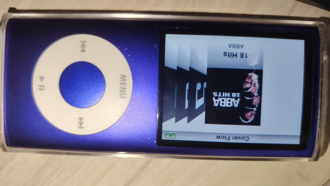 ipod nano 4 Purple
جهاز ايبود نانو 4 لون بنفسجي بطارية خربانه 

بدون شاحنه 

نضافته مثل ما مبين بل صور 

السعر:35.000 دينار عراقي

متوفر توصيل:5.000 دينار عراقي


**إذا كنت صاحب هذا الإعلان وتريد حذفه لأي سبب، رجاءا أرسل رسالة إلى الدعم الفني**