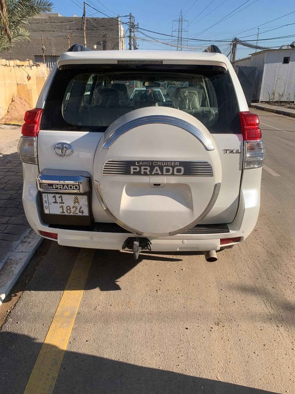 السلام عليكم برادو 2012كفاله عامه بيه بس الدعاميه صبغ سياره جديده وجاهزه ترايه زيرو ماشيه١٦٥ كويتيه السياره بسمي تحويل مباشر عارضه ب٢٨٥ بيه مجال حك الجيه ***********
