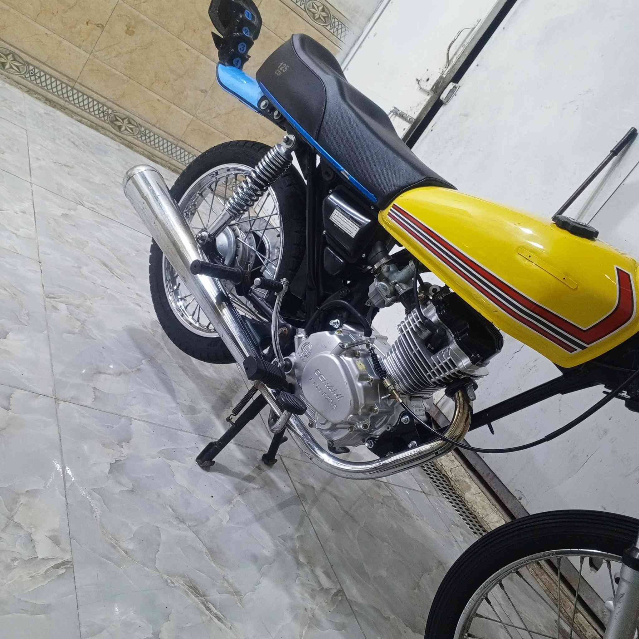 سلام عليكم سيجي نامه للبيع موديل 25 بشهر العاشر تعمرت كلك كلك مكفوله عشاير نهضه مشي فصله مكاني ناصريه مركز رقمي *********** سعر 650 وبيها مجال للشراي بس اليشوف روحه شراي يجيي
