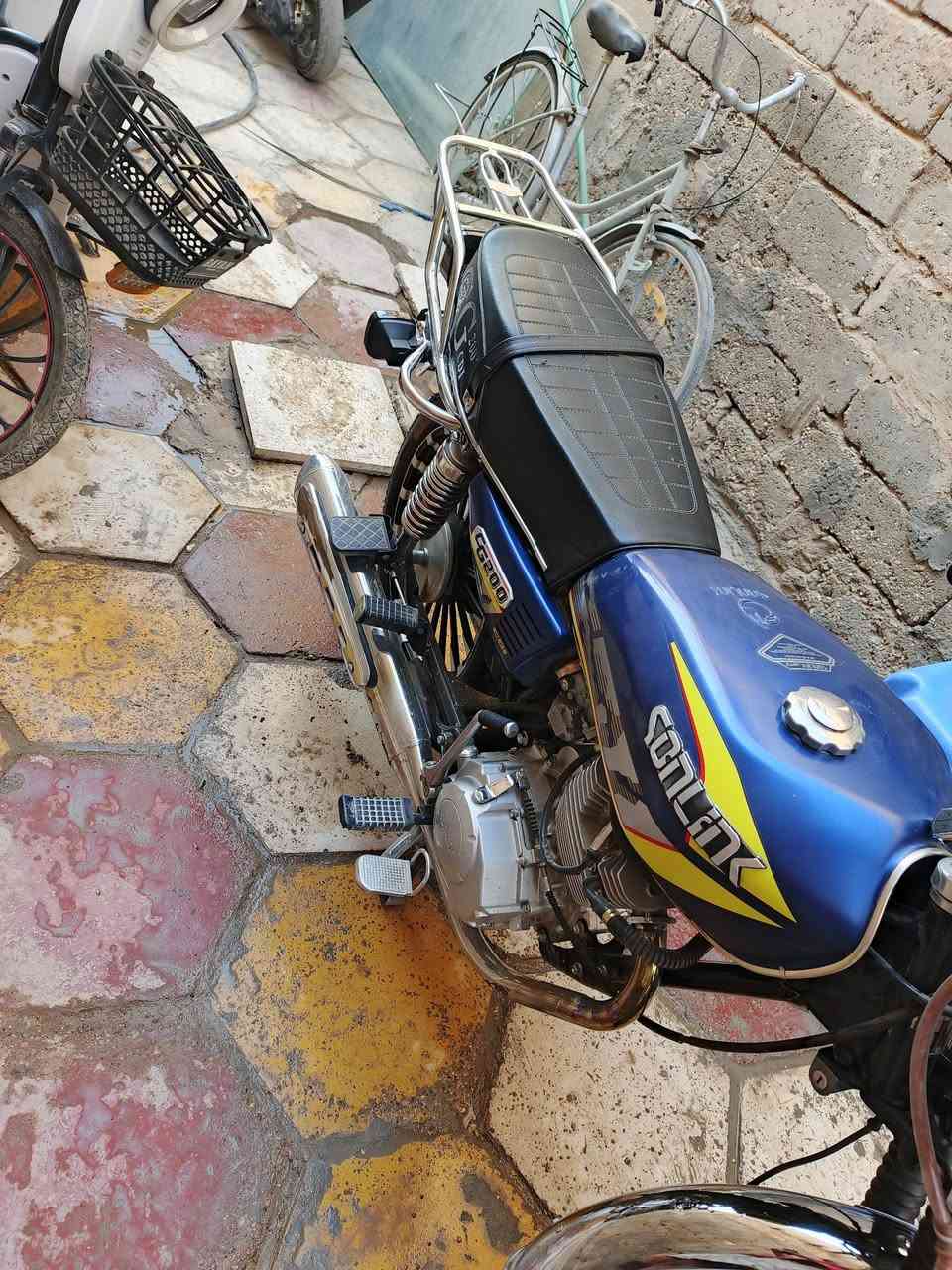 سلام عليكم دراجه سونك مديل 2025 200ccبرغي مامفتوح بالمكينه تجي تفحص وتاخذ بصمه بيه وماناقصه اي شي الشراي يتصل***********
