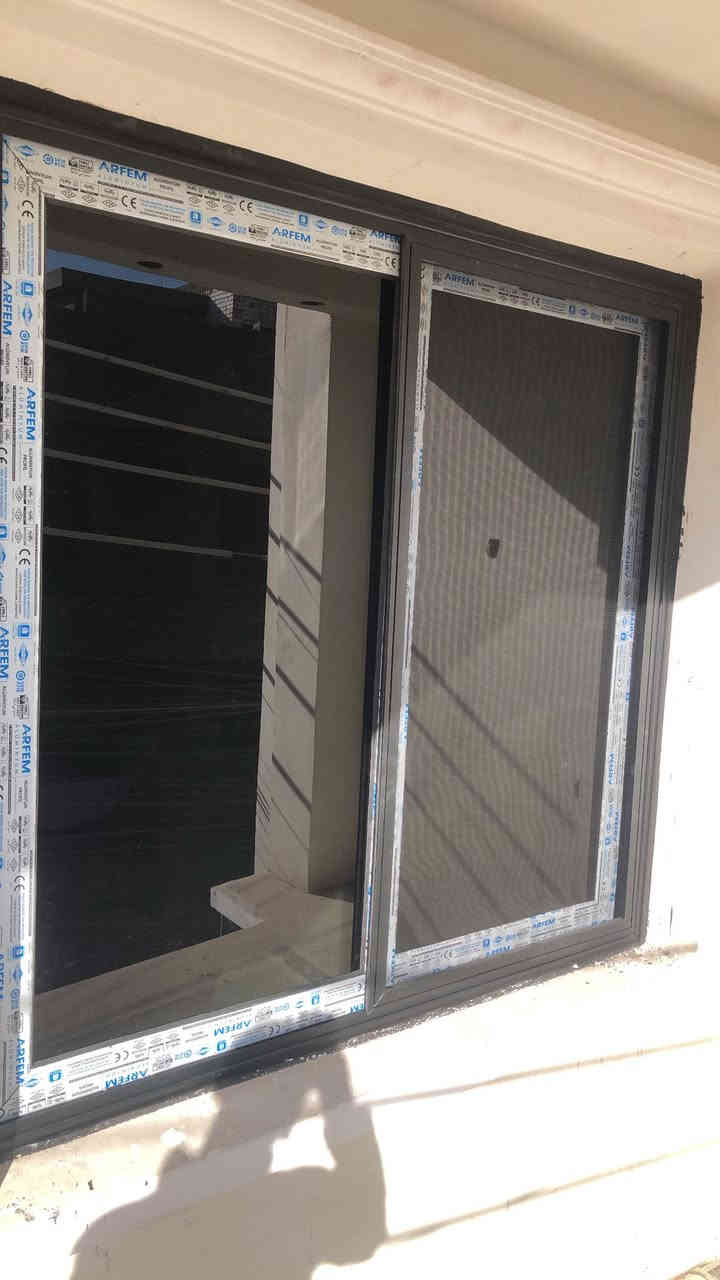 تم انجاز العمل شبابيك سلايت العنوان ناحية الطيفيه قرب مجمع بغداد ولقامشلي 
رقم الهاتف ‭٠٧٨٥ ٩٨٦ ٠٥٧٣‬
