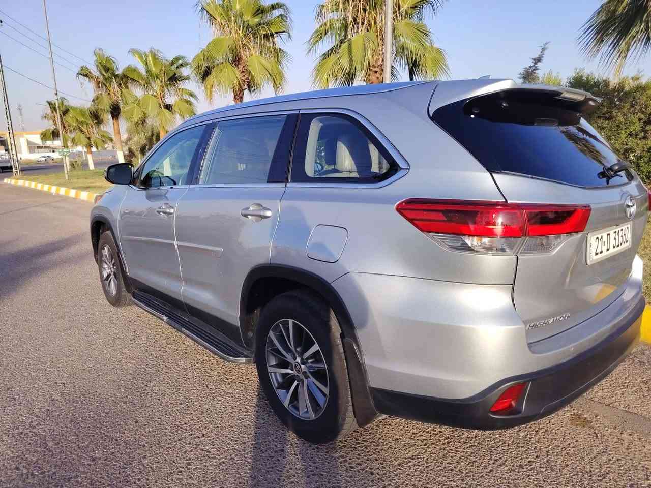 السلام عليكم اخوان هايلندر 2019 XLE
فول مواصفات سياحي بدون صبغ رقم الشاصي مرفق 

السياره باسمنه سنويه جديده جاهزه ما تصرف عليها دينار ماشيه 71الف 

مكاني كركوك 

للاستفسار اتصل *********** 

***********
