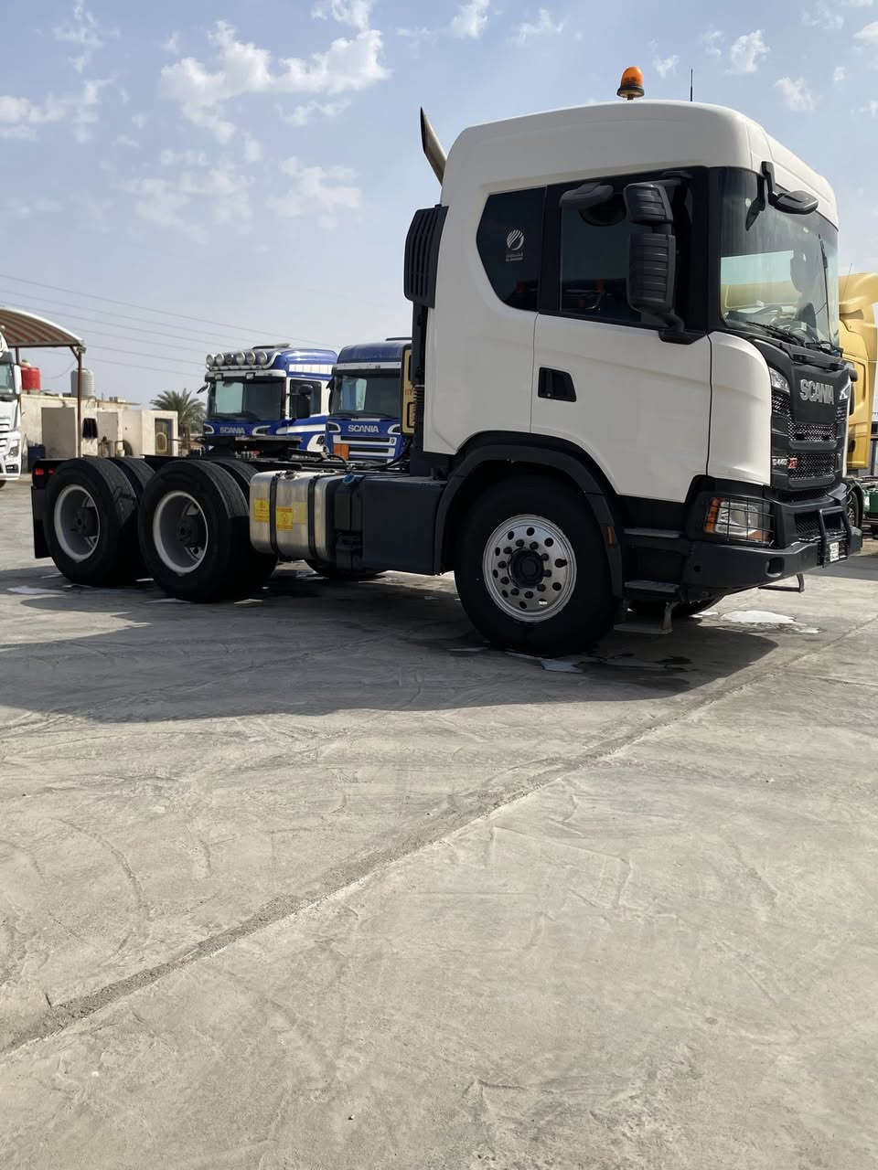 🪬 🪬بسم الله وعلى بركة الله 🪬
معرض العبيدي لتجارة الشاحنات و المعدات الثقيلة 
نعرض لكم كل ما هو جديد و مميز @ سكانيه مديل 2021اصل سياره جديده بحاله الوكاله كفاله عامه من كلشي& منضومه قلاب : كير كهربائي ⚡️ عرجه بدون كتلج حجم v440xT ؟ عنوانه البصره الزبير معرض العبيدي ***********سعر 9شدات و50ورقه بيه مجال للشراي
