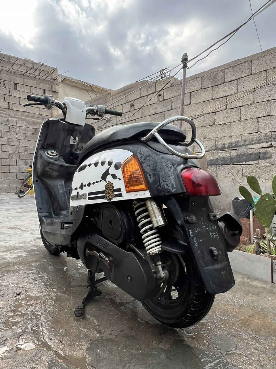 دراجه بوليسي نضافه عامه فحص محرك كلشي بيها بلاد كهربائيات كلها شغاله هندر سلف تجي تفحص بيدك وتشوف النضافه مكاني بصره حكيميه رقم
***********
 سعر مليون 200)
